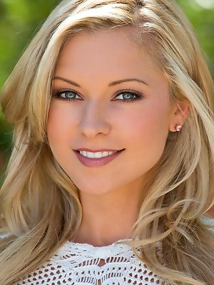 hot blondes pics ~ SexyNakedModels.com